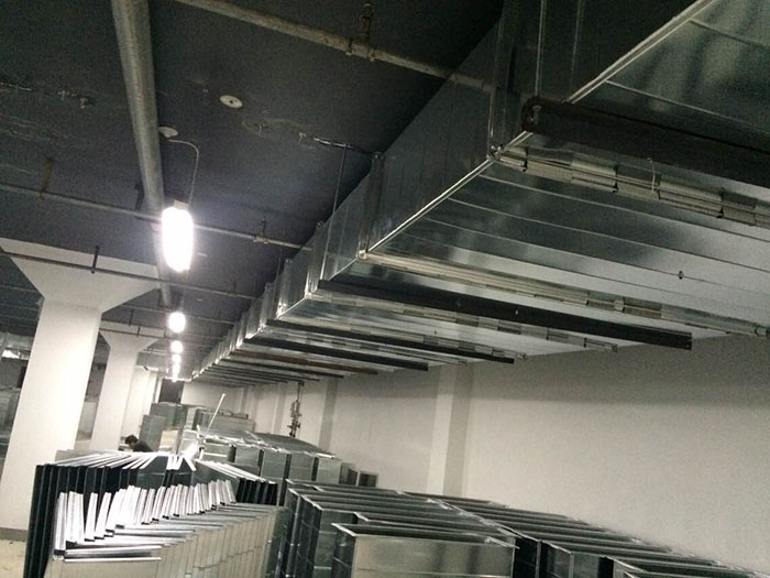 地下室通风管道